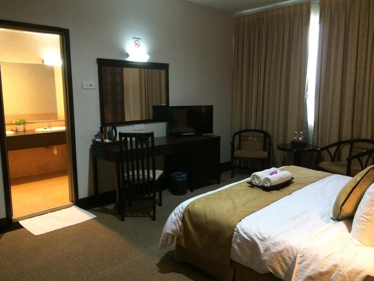 Carlton Hotel שאה אלאם מראה חיצוני תמונה