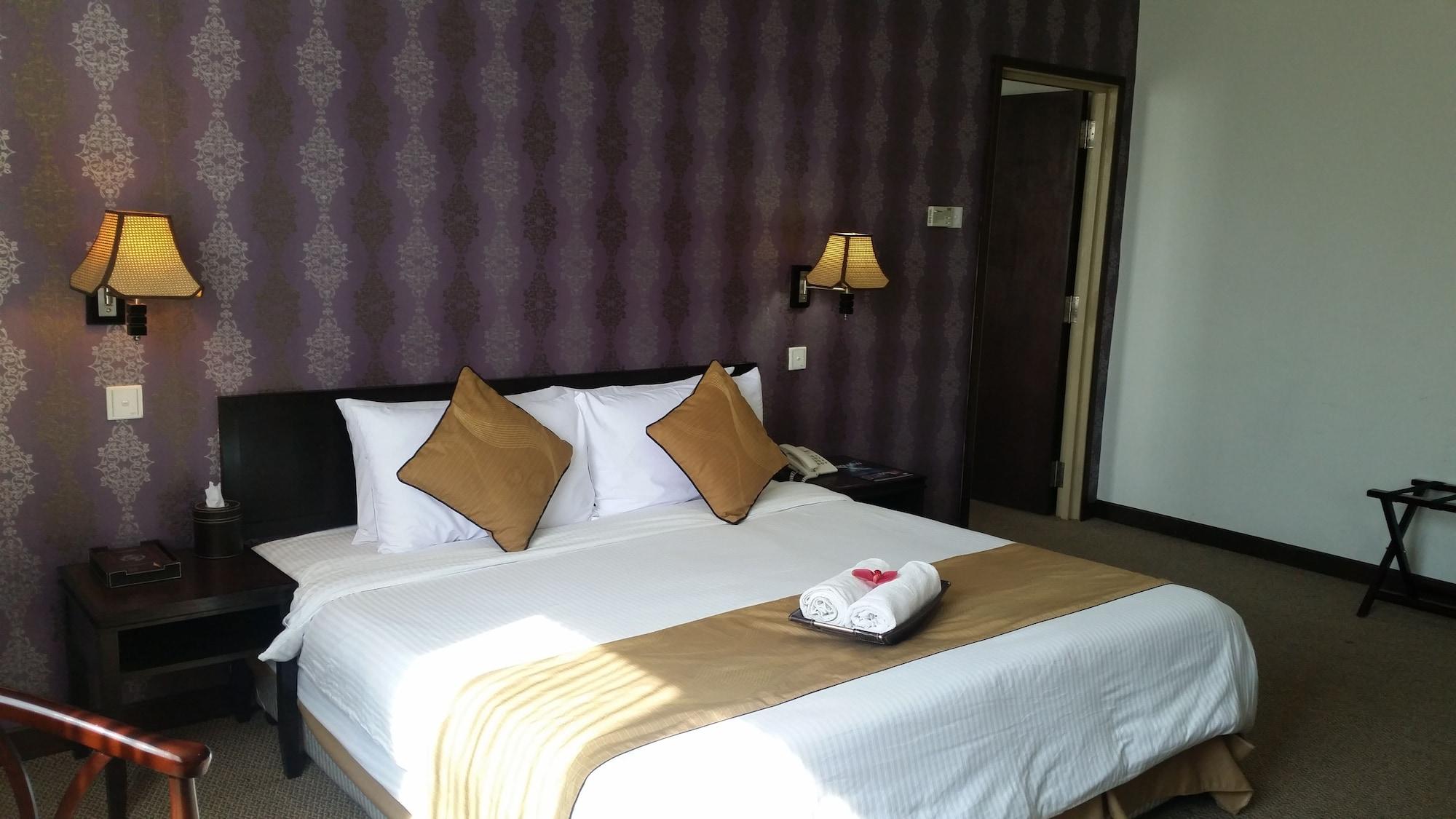 Carlton Hotel שאה אלאם מראה חיצוני תמונה