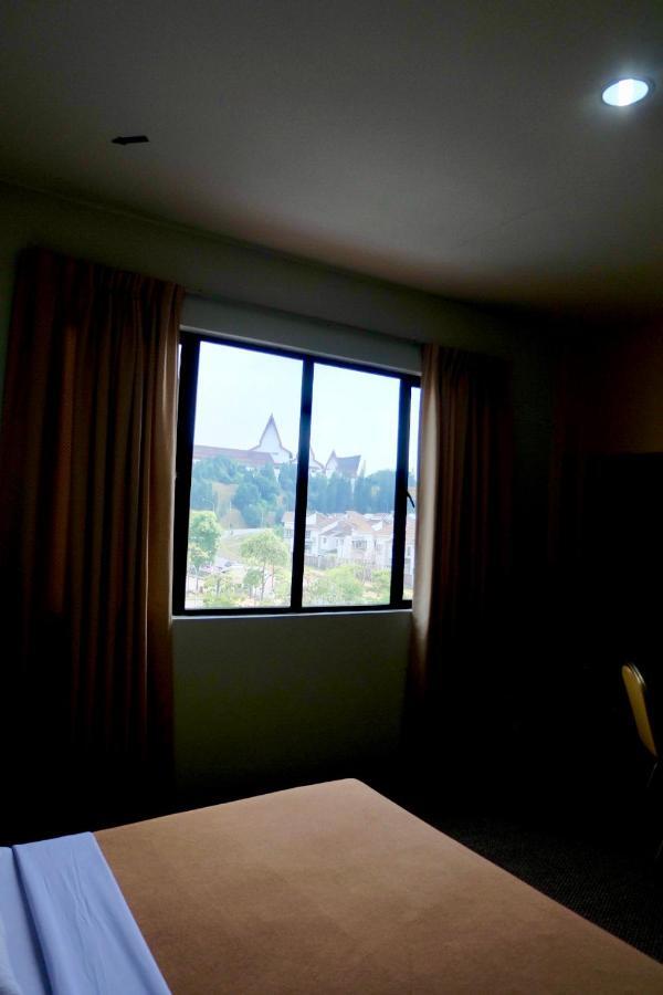 Carlton Hotel שאה אלאם מראה חיצוני תמונה