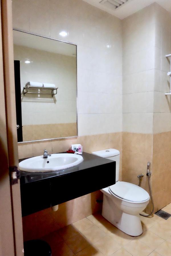 Carlton Hotel שאה אלאם מראה חיצוני תמונה