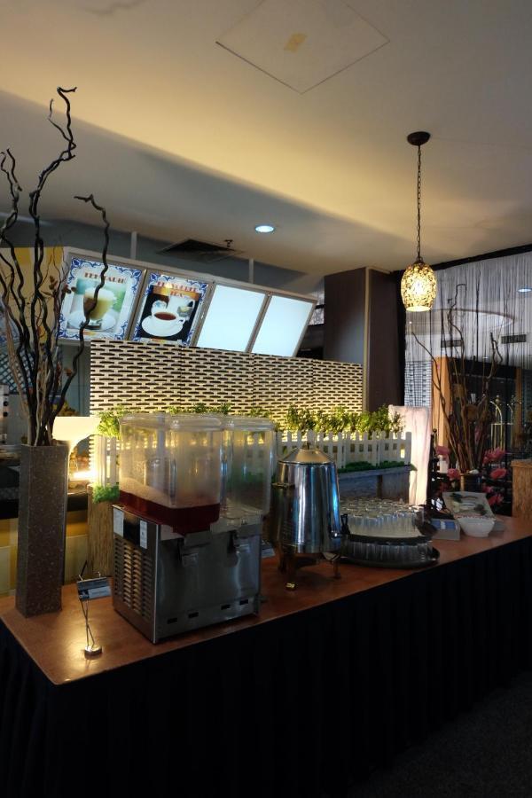 Carlton Hotel שאה אלאם מראה חיצוני תמונה