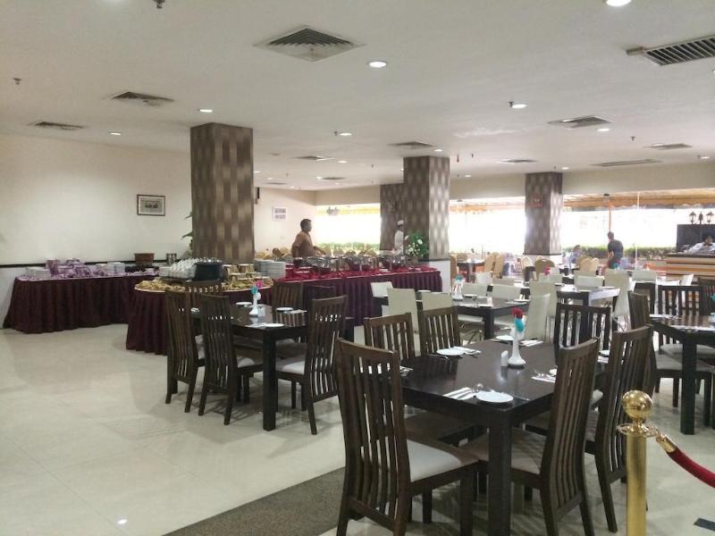Carlton Hotel שאה אלאם מראה חיצוני תמונה